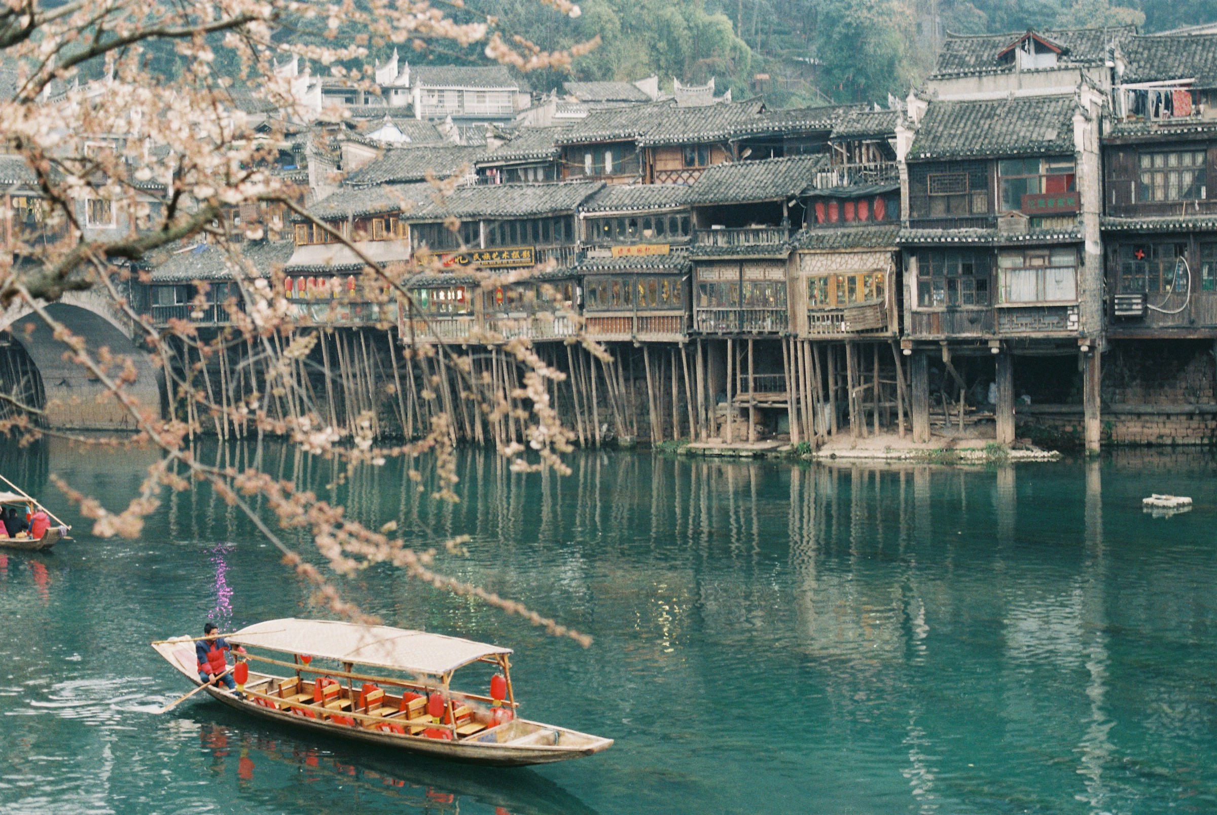 Chinese visa centres change their 2025 schedule for holidays